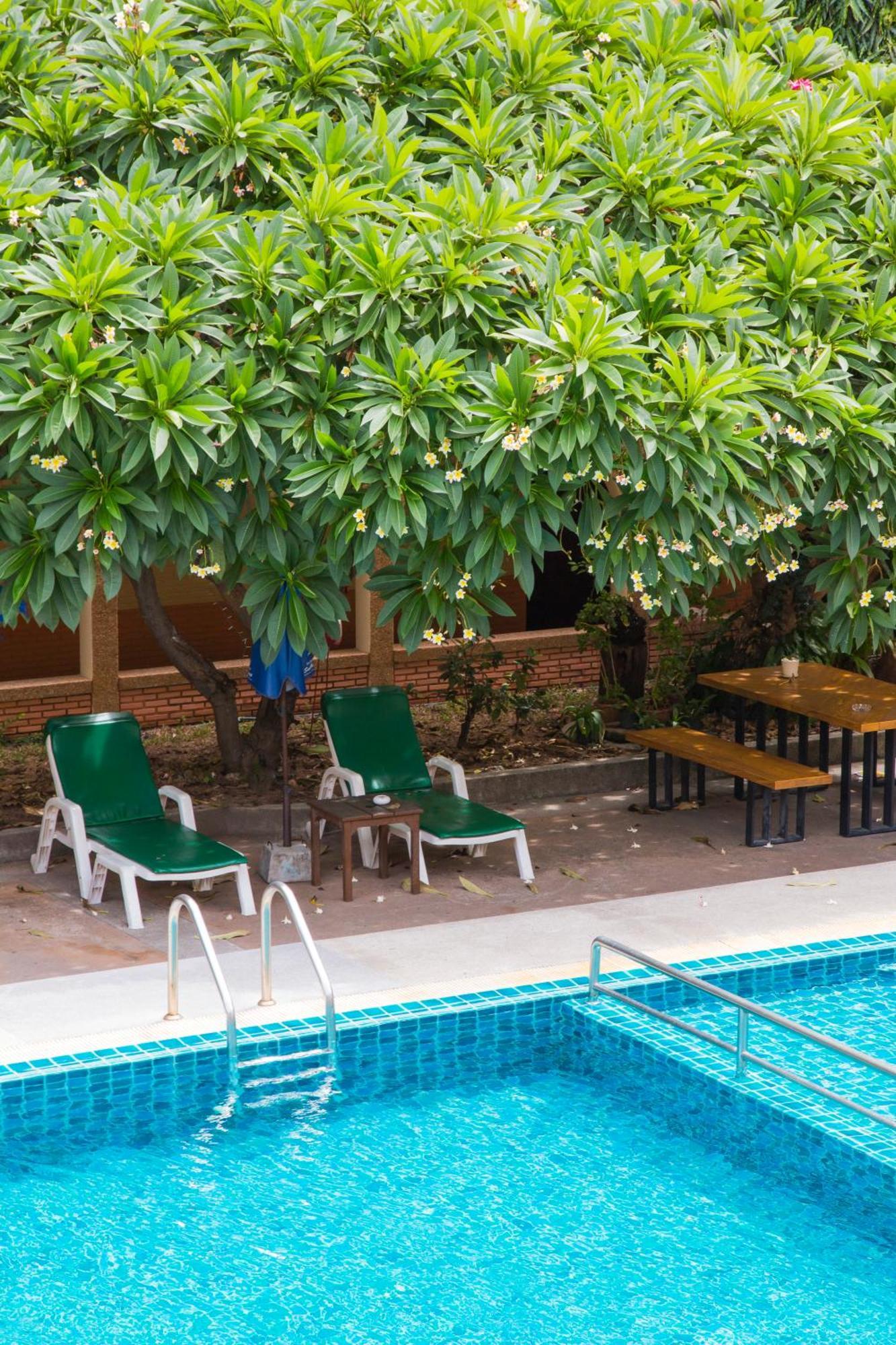 Sabai alojamiento Hotel Pattaya Exterior foto